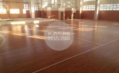 籃球運動木地板多少錢一方？-凱潔地板