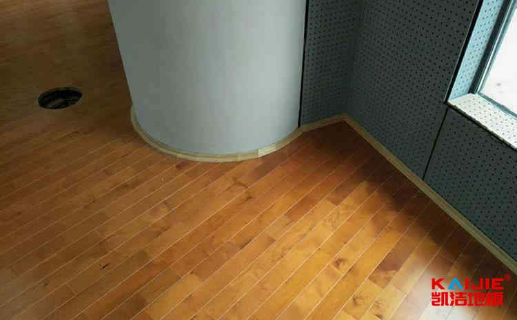 運(yùn)動木地板價格影響因素有哪些